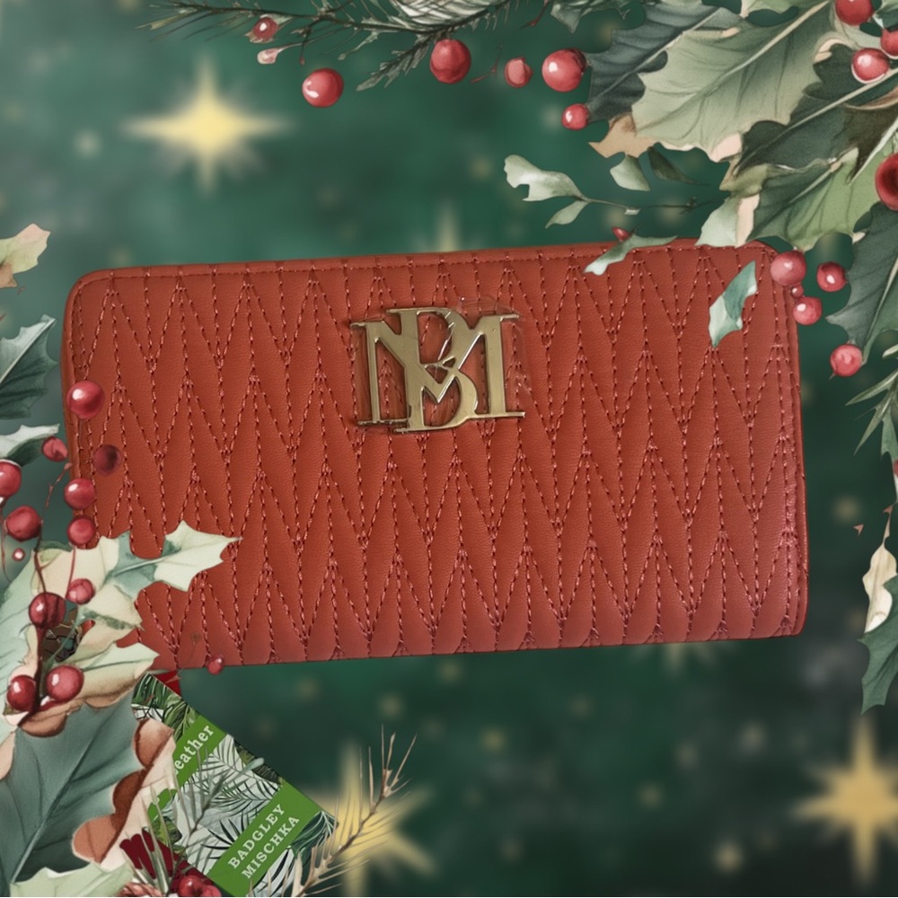NWT Badgley Mischka Coral Orange Quilted Wallet🧡